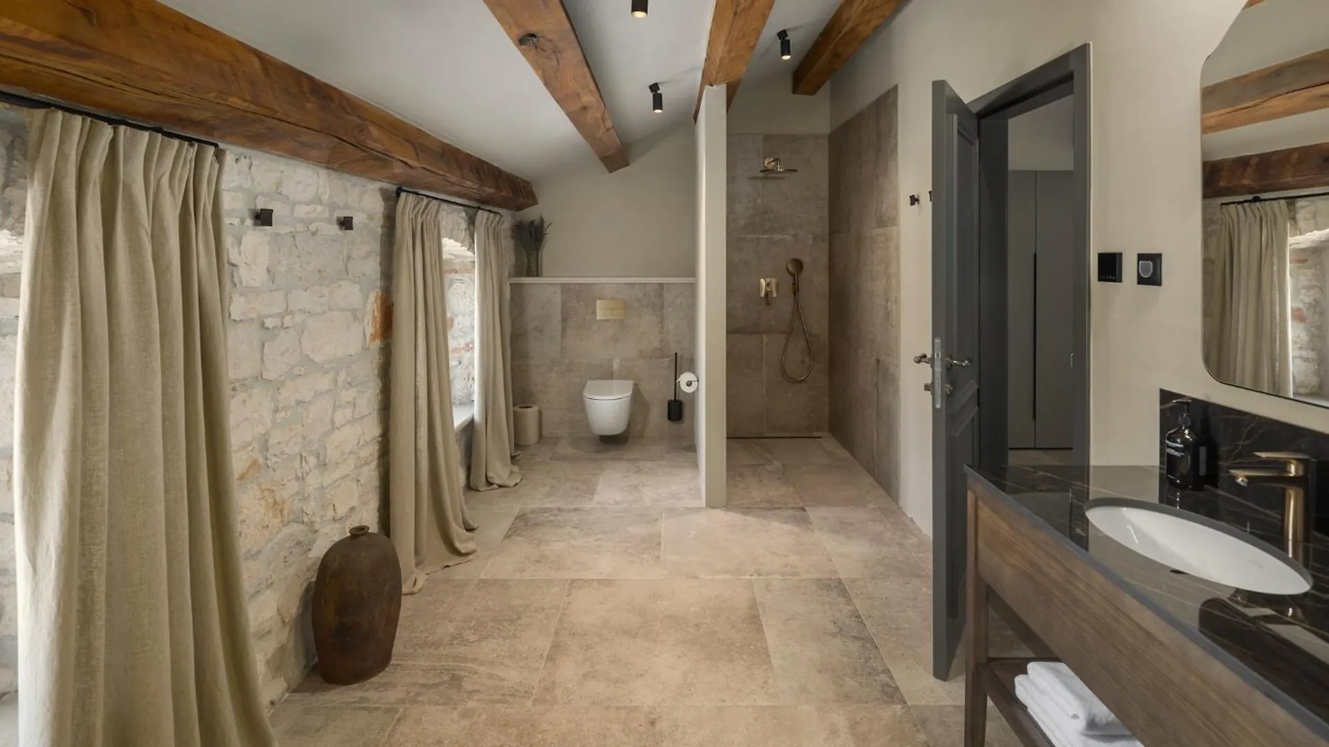 San Tomasini Heritage Hotel & Wedding Venue Višnjan Croácia